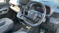 Vauxhall Combo Life 100kW Ultimate XL 50kWh 5dr Auto Electric Estate